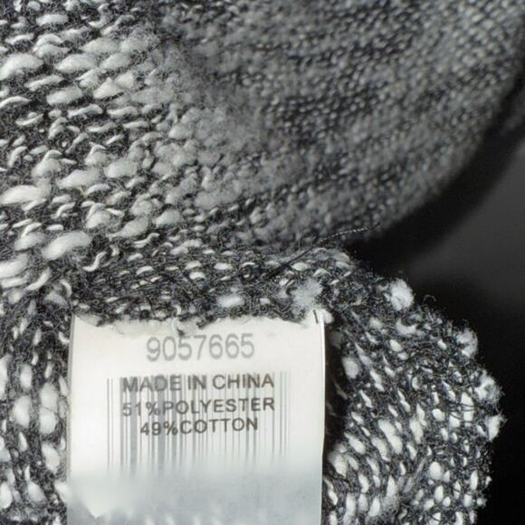 Two By Vince Camuto Women’s Sweater Size Medium Heather Gray Bell Sleeve Knit - Picture 4 of 6